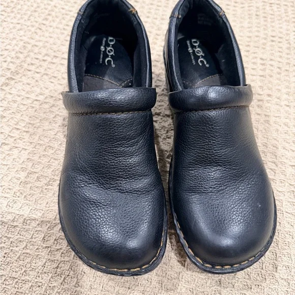 b.o.c. Black Leather Slip-On Shoes - Picture 7 of 7